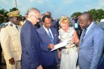 Entrée Est de la ville de Douala. Le Secrétaire d’Etat français en charge du Développement et de la Francophonie apprécie les travaux  