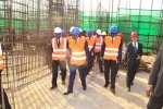 Le Ministre NGANOU DJOUMESSI sur le chantier de construction de l’immeuble siège du MINTP