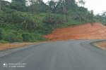 route olama- kribi, lot 1 Olama-Bingambo (106,15 km) 96% d’avancement . 
